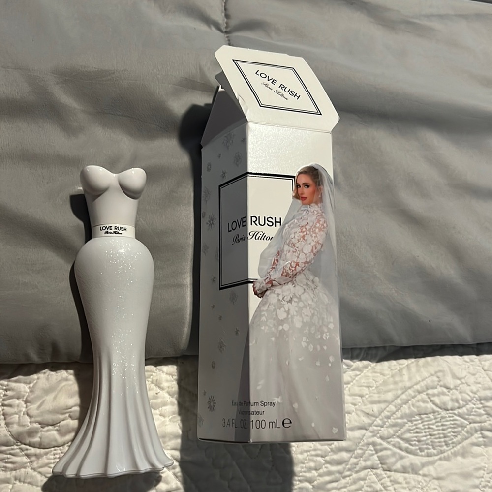 Love Rush by Paris Hilton perfume